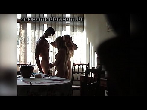 ❤️ ලිංගික මිතුරන් යෝධ මිනිසෙකුට සහ ඔහු සමඟ තිදෙනෙකුට ආරාධනා කරයි ️ Fucking video අප වෙත  ❌